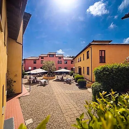 Lägenhetshotell Borgo Venecca 3*
